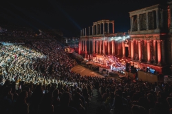 El Stone levanta el telón con cine, grandes clásicos italianos y flamenco en el Teatro Romano de Mérida