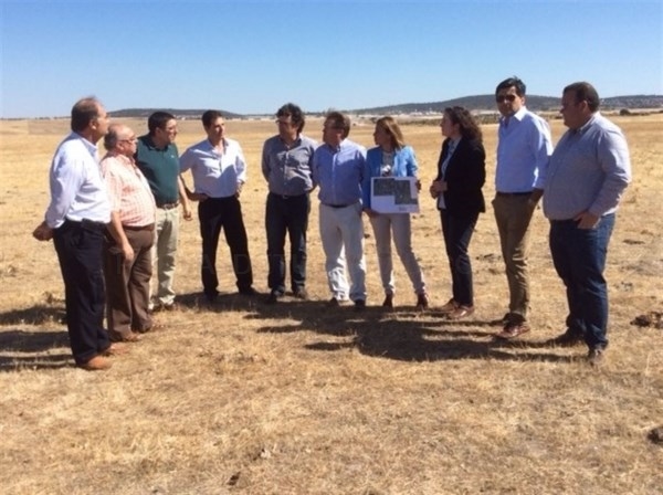El PP insta a la Junta de Extremadura a que no paralice el proyecto del aeródromo de Cáceres