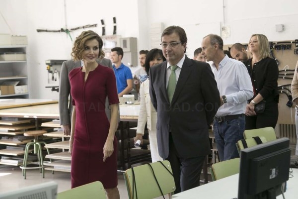 Fernández Vara propone ‘planes de empleabilidad’ para adaptar la formación a las necesidades reales del mercado
