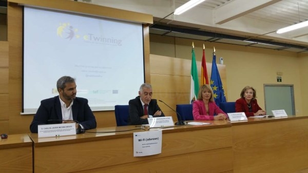 El secretario general de Educación anima a los centros a participar en los programas eTwinning