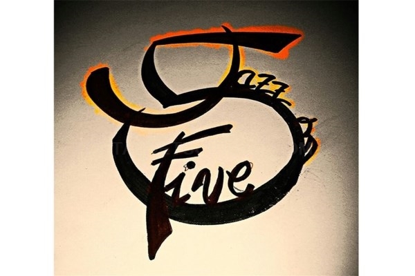 El quinteto cacereño 'Jazz on five' actúa este viernes en Torrejón el Rubio (Cáceres) dentro del 'Otoño escénico'