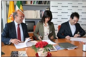 La Orquesta de Extremadura y Liberbank firman un convenio de patrocinio del próximo encuentro de la Orquesta Joven de Extremadura (OJEx)