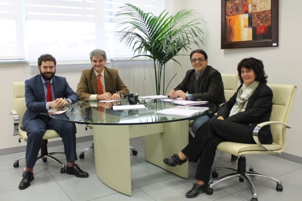 La Junta subvencionará con 12.000 euros a los 41 afectados de contraer la hepatitis C tras una transfusión en Extremadura