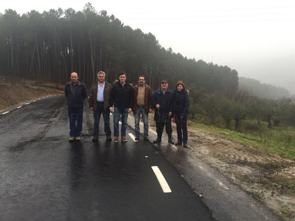 La Diputación de Cáceres amplía el ancho de la carretera de acceso a la pedanía hurdana de Cambrón