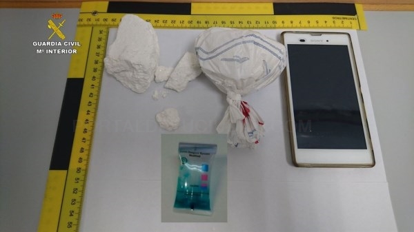 La Guardia Civil aprehende 190 gramos de cocaína sin adulterar y detiene a una persona