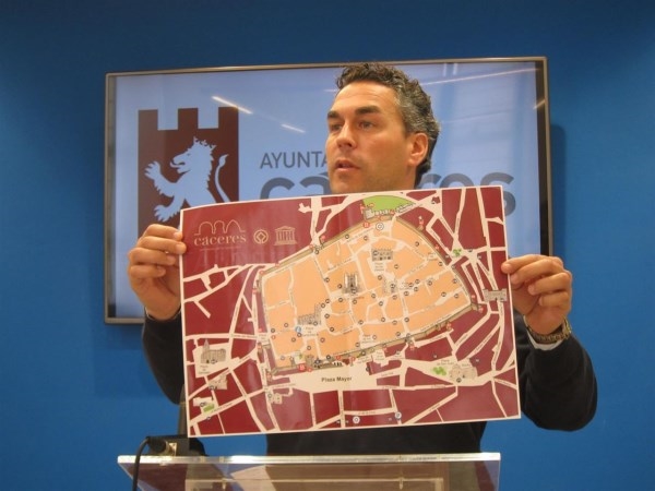 Cáceres estrena un nuevo mapa turístico más claro