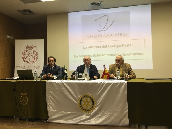 D. Rafael Jiménez Vecino comparte en Cáceres su estrategia de “compliance”