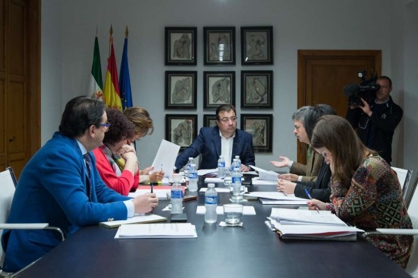 El Consejo de Gobierno autoriza la convocatoria de ayudas a la apicultura por importe de más de dos millones de euros