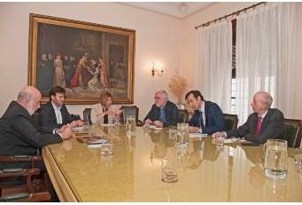 La Diputación y los paradores de la provincia estudian un acuerdo para coordinarse en la promoción turística