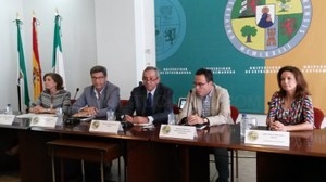 La UEx y el Sexpe organizan la primera Feria de Empleo y Emprendimiento Universitario y de Formación Profesional