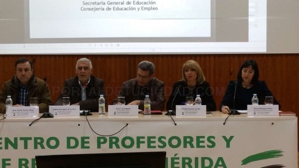 Programa 'Ayuda entre iguales-Alumnos acompañantes' para combatir el acoso escolar.