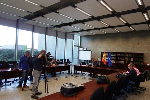 La Junta de Extremadura, satisfecha relativamente por la bajada del desempleo,