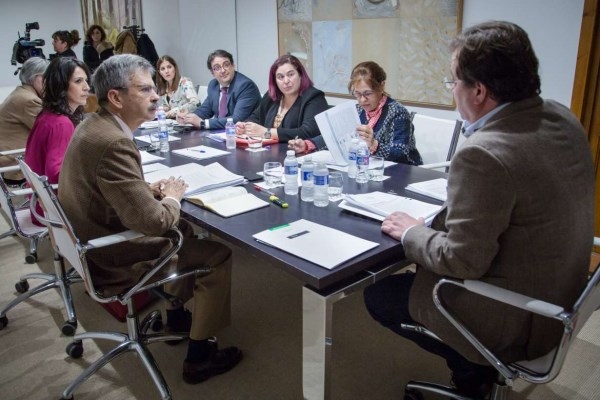 El Consejo de Gobierno aprueba la oferta extraordinaria de Empleo Público para la estabilización de personal docente no universitario.