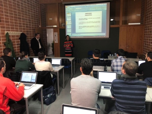 24 policías locales de nuevo ingreso, comienzan el curso de formación de la Academia de Seguridad Pública de Extremadura.