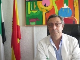 Entrevista al Decano de la Facultad de Medicina, Francisco Vaz Lea