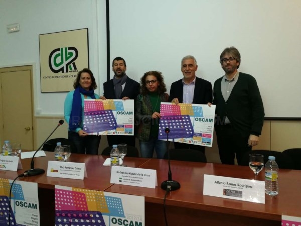 24 colegios participan en un programa de la OSCAM.