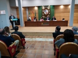 El rector de la Universidad de Extremadura, Segundo Píriz Durán, ha presidido el acto académico para conmemorar San Raimundo de Peñafort.