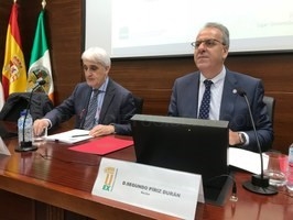 El Director de la ANECA informa sobre los cambios en los sistemas de acreditación.