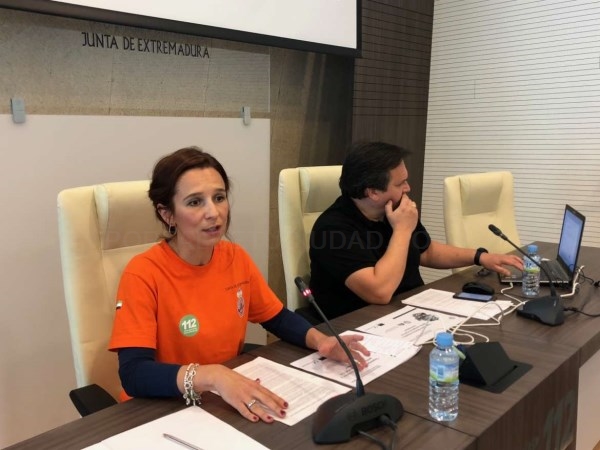 El 112 Extremadura implanta el sistema europeo de llamada de emergencia automática e-Call.