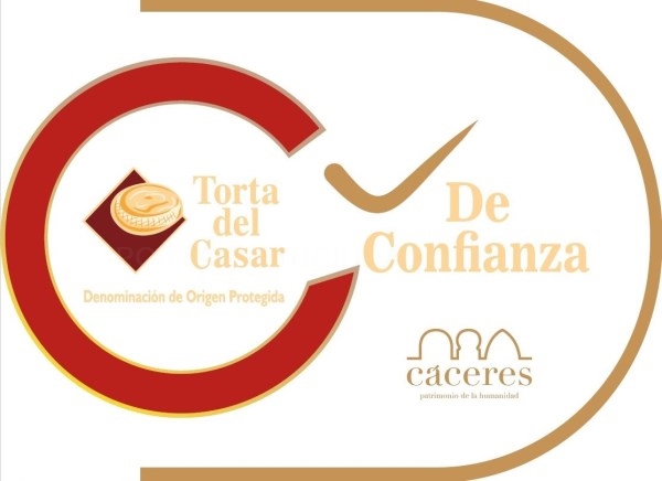 Los turistas que visiten los monumentos de Cáceres podrán degustar Torta del Casar D.O.P. durante este fin de semana.