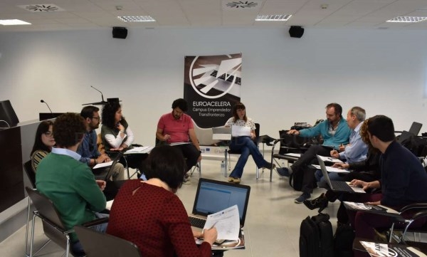 Treinta proyectos empresariales de Extremadura y Portugal participan en el Primer Programa Transfronterizo de Aceleración,