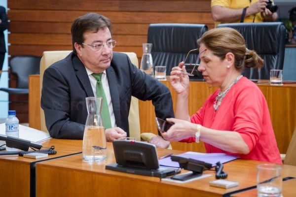 La Junta de Extremadura bonificará la matrícula de los estudiantes de la Universidad de Extremadura.