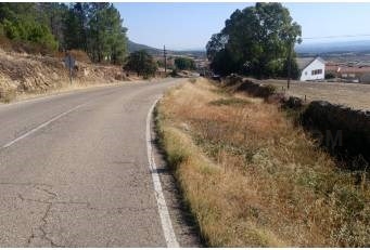 La Diputación rehabilitará y ampliará el ancho de la CC-30 a Casas de Millán.