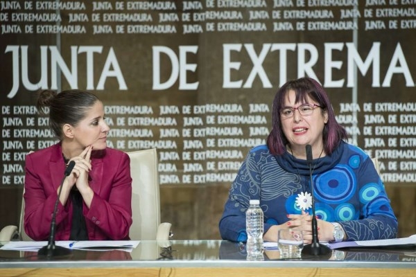 El Consejo de Gobierno autoriza la contratación de las líneas regulares de autobuses.