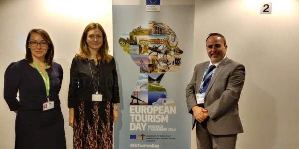 Extremadura transmite su preocupación sobre los alojamientos ilegales a la Comisión Europea.