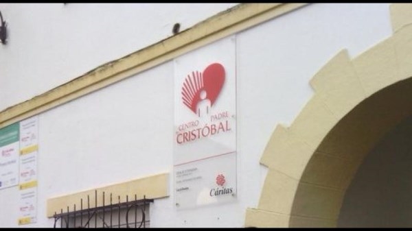 El Ayuntamiento contribuirá con 25.000 euros al mantenimiento del Centro padre Cristóbal.