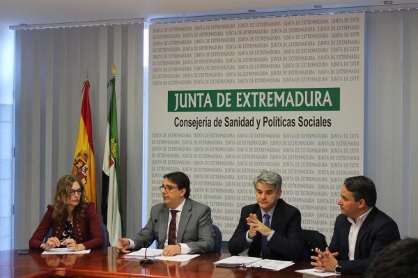 Se han adoptado medidas desde el Servicio Extremeño de Salud,  para paliar el déficit estructural de especialistas que tiene nuestro país.