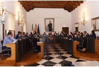 El Pleno aprueba la ampliación del Programa de Inversiones en Carreteras.