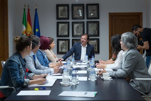 El Consejo de Gobierno ha autorizado al SES para la contratación suministro del sistema de monitorización de glucosa Freestyle Libre.