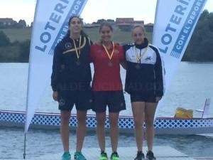 La piragüista Estefanía Fernández conquista seis medallas en el Campeonato de España.