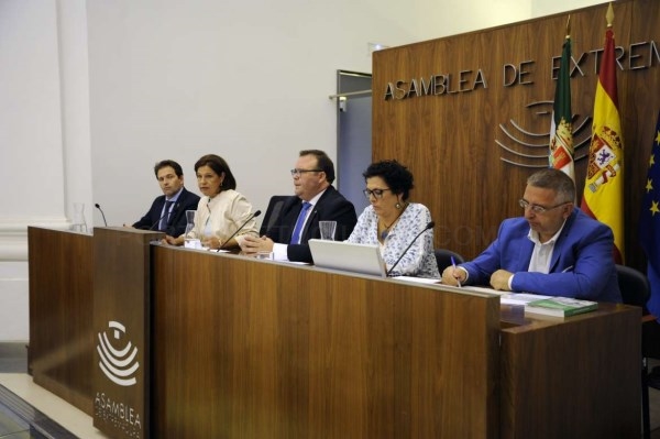 El Gobierno extremeño ha reafirmado el compromiso con los objetivos de estabilidad presupuestaria y con la defensa de los intereses regionales.