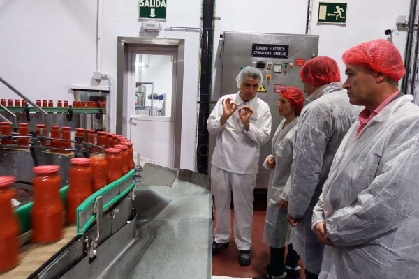Extremadura cuenta con once familias profesionales de FP Dual
