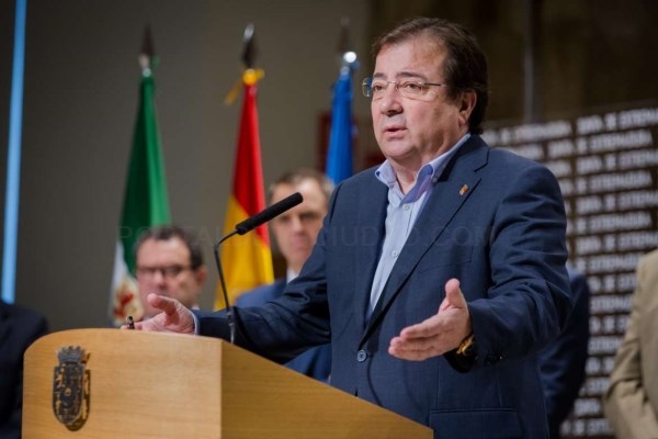 Se firma un acuerdo Estratégico para el Fomento del Autoconsumo Eléctrico en Extremadura