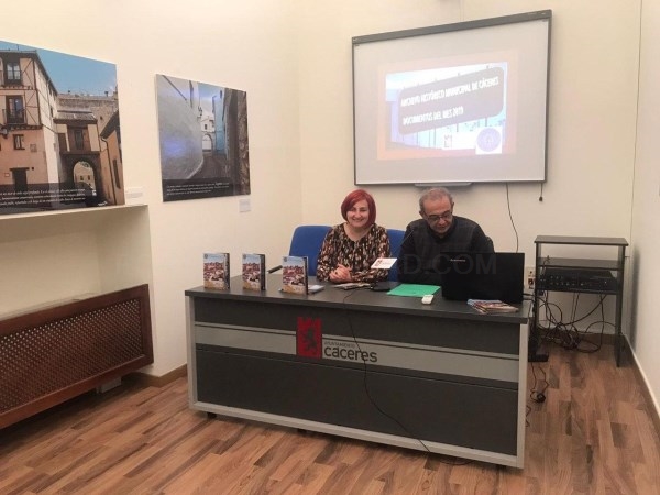 Los ‘Documentos del Mes’ invitan a conocer la historia de Cáceres