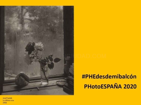 Cáceres se une al gran proyecto colectivo PHEdesdemibalcón para llenar las ventanas y balcones de fotografías