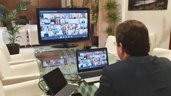 Fernández Vara apela a la prudencia y responsabilidad de la ciudadanía en el inicio de la fase 1, siguiendo las pautas de higiene y distanciamiento
