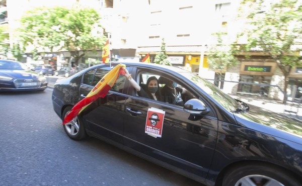 La caravana de Vox en Cáceres alcanzó los 350 vehículos