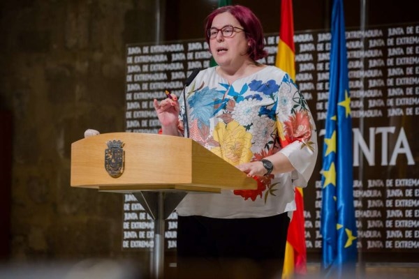 El Consejo de Gobierno aprueba un decreto ley que agiliza los trámites urbanísticos para la implantación de actividades económicas