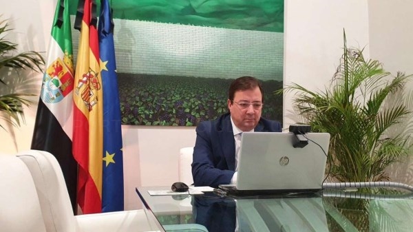 Fernández Vara afirma que el Ingreso Mínimo Vital permitirá diseñar el futuro del país de forma más igualitaria