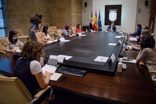 El Consejo de Gobierno pone en marcha una oferta de ocio saludable y entretenimiento para niños y jóvenes de entre 3 y 16 años