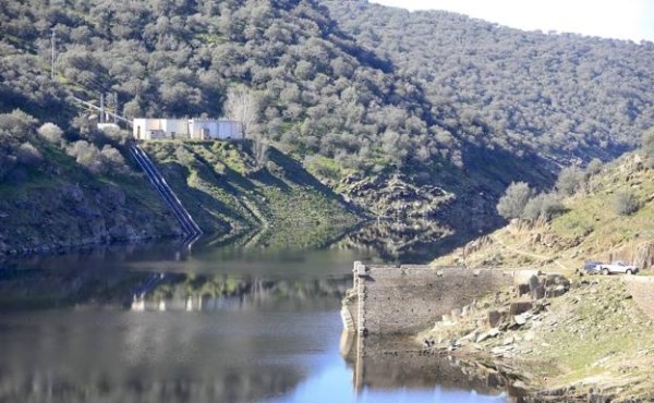 El nuevo trasvase de agua a Cáceres aprovechará 20 kilómetros de la obra de Portaje