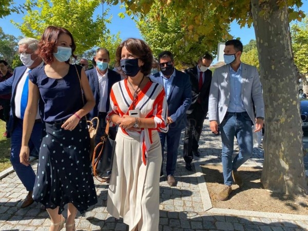 La consejera de Turismo participa, en Monfortinho, en un acto con motivo de la reapertura de la frontera hispanolusa