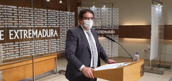 El uso de mascarillas será obligatorio en Extremadura desde mañana sábado para prevenir contagios de COVID-19