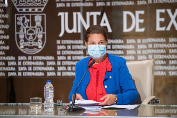 El Consejo de Gobierno establece los mínimos en el régimen de visitas a centros sociosanitarios y salidas de residentes