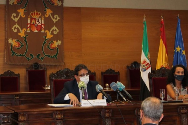 La Junta de Extremadura y el TSJEX firman un protocolo de mediación familiar para toda la provincia de Cáceres