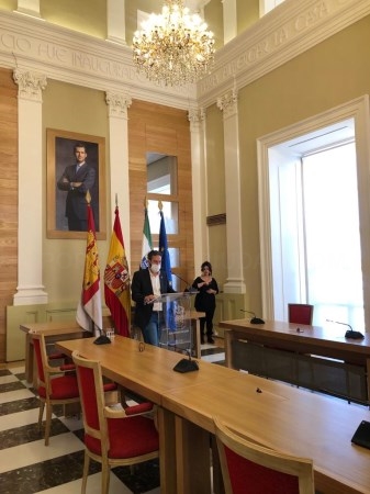 El Ayuntamiento establece un plan de medidas en el Cementerio con motivo de la Festividad de los Santos